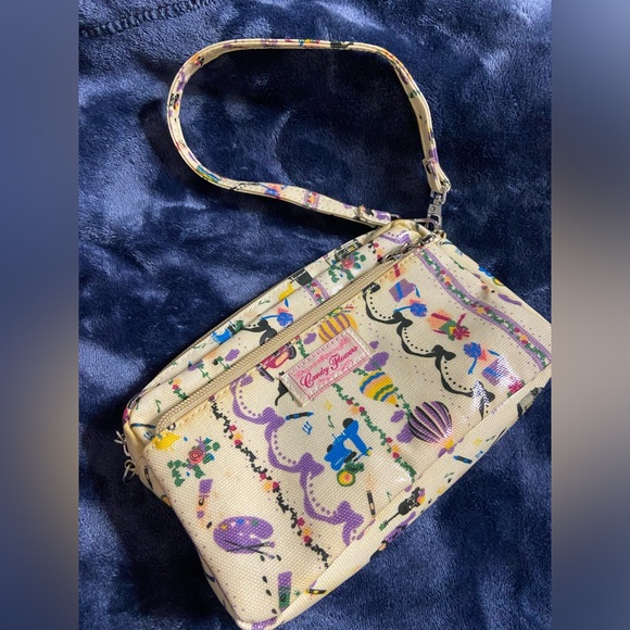 CANDY FLOWERS Novelty Print PVC Convertible Handbag - Picture 8 of 9